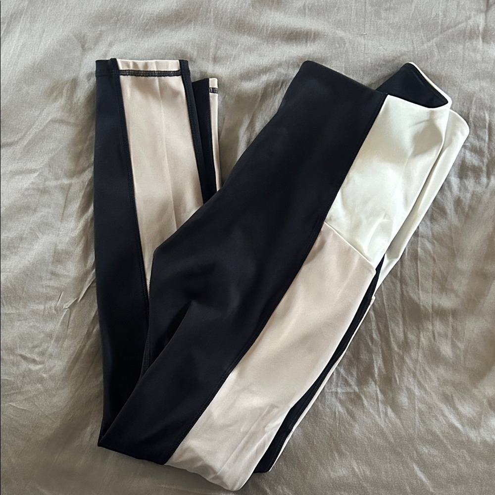 Stylish Black and Cream Leggings